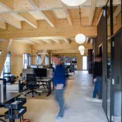 Obergeschoss mit Arbeitsplätzen